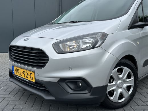 Ford Transit Courier 1.5 TDCI / 1e EIGENAAR / 21.248 KM ! / AIRCO / STOELVERWARMING / PDC / NAVIGATIE / CARPLAY ActivLease financial lease