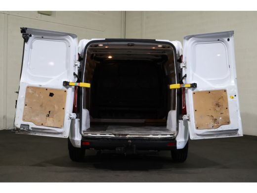 Ford Transit Custom 2.0 TDCI 170pk L2 H1 Airco Camera Trekhaak ActivLease financial lease