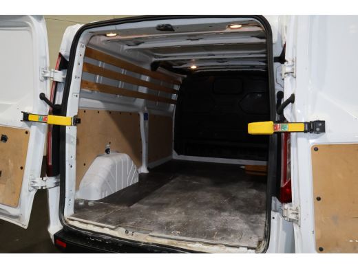 Ford Transit Custom 2.0 TDCI 170pk L2 H1 Airco Camera Trekhaak ActivLease financial lease