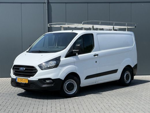 Ford Transit Custom 2.0 TDCI / L1H1 / 1e EIG. / 40.176 KM! / TREKHAAK / IMPERIAAL / INRICHTING / AIRCO / 3-ZITS ActivLease financial lease