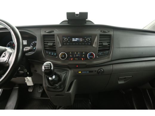 Ford Transit Custom 2.0 TDCI L2H1 | 2800kg Trekgew. | Airco | Cruise | Trekhaak | Parkeersens. ActivLease financial lease