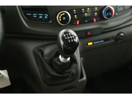 Ford Transit Custom 2.0 TDCI L2H1 | 2800kg Trekgew. | Airco | Cruise | Trekhaak | Parkeersens. ActivLease financial lease