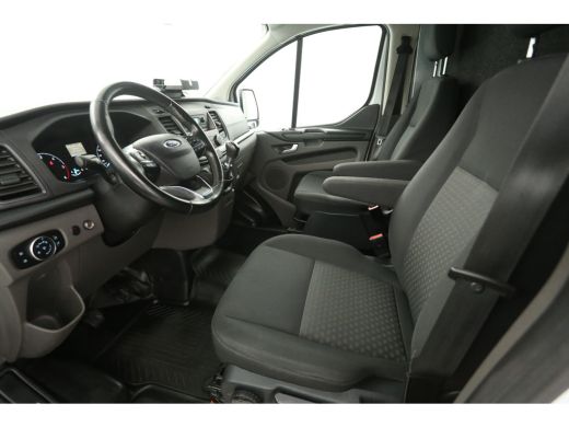 Ford Transit Custom 2.0 TDCI L2H1 | 2800kg Trekgew. | Airco | Cruise | Trekhaak | Parkeersens. ActivLease financial lease