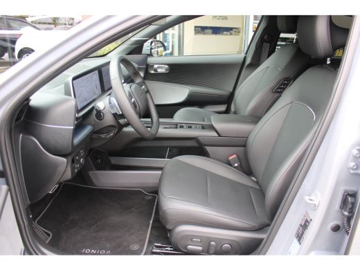 Hyundai IONIQ 6 Lounge 77.4 kWh | Rondomzicht camera | Stoelverwarming/+ verkoeling | Elektrisch verstelb. bestuu... ActivLease financial lease