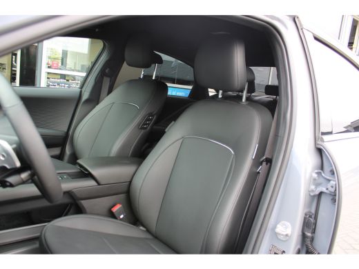 Hyundai IONIQ 6 Lounge 77.4 kWh | Rondomzicht camera | Stoelverwarming/+ verkoeling | Elektrisch verstelb. bestuu... ActivLease financial lease