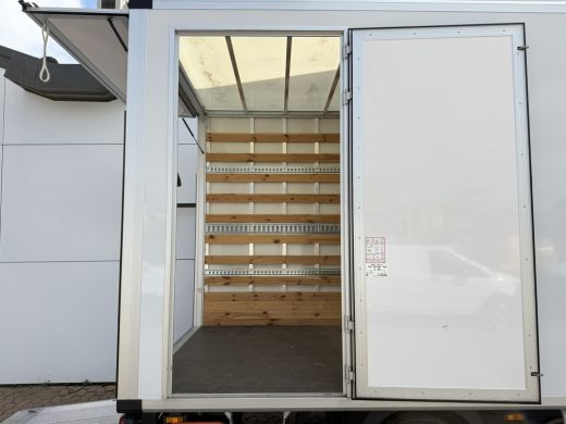 Iveco Daily 35C18H 3.0 Automaat Laadklep Bakwagen Meubelbak Dubbellucht Carplay Navigatie Climate Control Cru... ActivLease financial lease