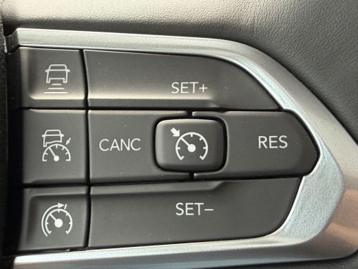 Jeep Renegade 4xe 240 Plug-in Hybrid Electric Trailhawk 4WD (Elektrisch Schuifdak - Stoel-/- stuurwielverwarmin... ActivLease financial lease