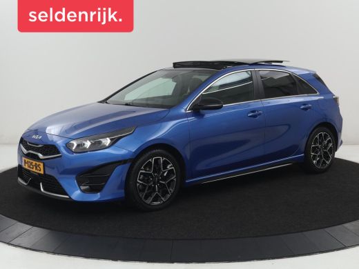 Kia Ceed 1.5 T-GDi GT-Line | Panoramadak | Trekhaak | Stuur/stoel verwarming | Camera | Park assist | Adap... ActivLease financial lease