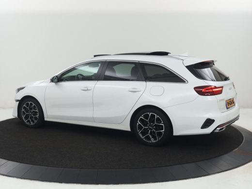 Kia ProCeed 1.5 T-GDI GT-Line | Panoramadak | Trekhaak | Half Leder | Stuur/stoelverwarming | Virtual dashboa... ActivLease financial lease