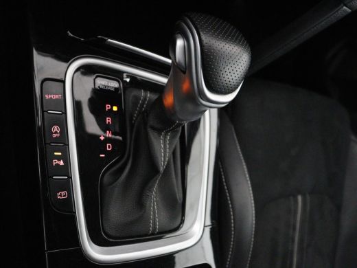 Kia ProCeed 1.5 T-GDI GT-Line | Panoramadak | Trekhaak | Half Leder | Stuur/stoelverwarming | Virtual dashboa... ActivLease financial lease