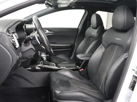 Kia ProCeed 1.5 T-GDI GT-Line | Panoramadak | Trekhaak | Half Leder | Stuur/stoelverwarming | Virtual dashboa... ActivLease financial lease