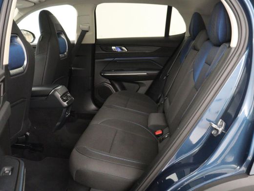 Lynk & Co 01 1.5 | SOH 88,3% | Panoramadak | Trekhaak | 360 Camera | Adaptive cruise | Climate control | Carpl... ActivLease financial lease