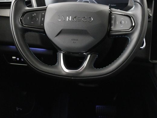Lynk & Co 01 1.5 | SOH 88,3% | Panoramadak | Trekhaak | 360 Camera | Adaptive cruise | Climate control | Carpl... ActivLease financial lease