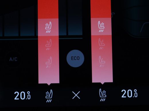 Lynk & Co 01 1.5 | SOH 88,3% | Panoramadak | Trekhaak | 360 Camera | Adaptive cruise | Climate control | Carpl... ActivLease financial lease