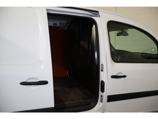 Mercedes-Benz Citan 111 CDI Airco Navigatie Camera Trekhaak ActivLease financial lease