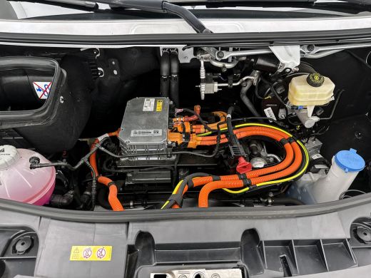 Mercedes-Benz eSprinter 314 L2H2 Pro 81kWh Led koplampen Betimmering Navigatie Parkeerpakket ActivLease financial lease