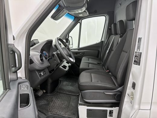 Mercedes-Benz eSprinter 314 L2H2 Pro 81kWh Led koplampen Betimmering Navigatie Parkeerpakket ActivLease financial lease