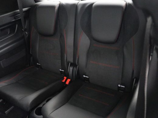 Mercedes-Benz GLB | Panoramadak | Elec. Trekhaak | Half Leder | Memory | Sfeerverlichting | Stoelverwarming | Camer... ActivLease financial lease