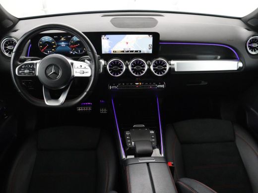 Mercedes-Benz GLB | Panoramadak | Elec. Trekhaak | Half Leder | Memory | Sfeerverlichting | Stoelverwarming | Camer... ActivLease financial lease