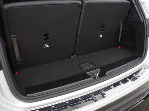 Mercedes-Benz GLB | Panoramadak | Elec. Trekhaak | Half Leder | Memory | Sfeerverlichting | Stoelverwarming | Camer... ActivLease financial lease