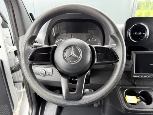 Mercedes-Benz Sprinter 311 2.2 CDI AUTOMAAT L3H2 EURO 6 / PostNL INRICHTING / AIRCO / 1e eigenaar / CAMERA / SIDEBARS ActivLease financial lease
