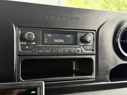 Mercedes-Benz Sprinter 311 2.2 CDI AUTOMAAT L3H2 EURO 6 / PostNL INRICHTING / AIRCO / 1e eigenaar / CAMERA / SIDEBARS ActivLease financial lease
