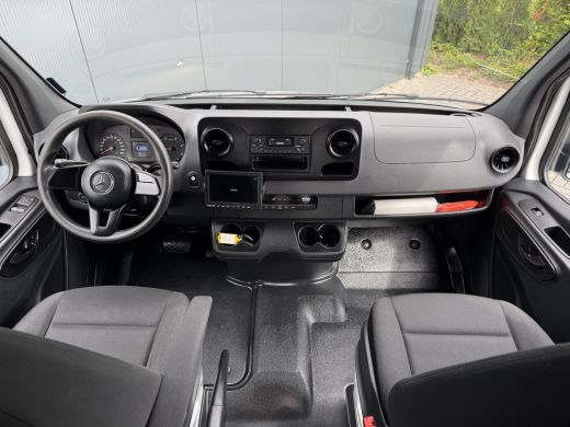 Mercedes-Benz Sprinter 311 2.2 CDI AUTOMAAT L3H2 EURO 6 / PostNL INRICHTING / AIRCO / 1e eigenaar / CAMERA / SIDEBARS ActivLease financial lease