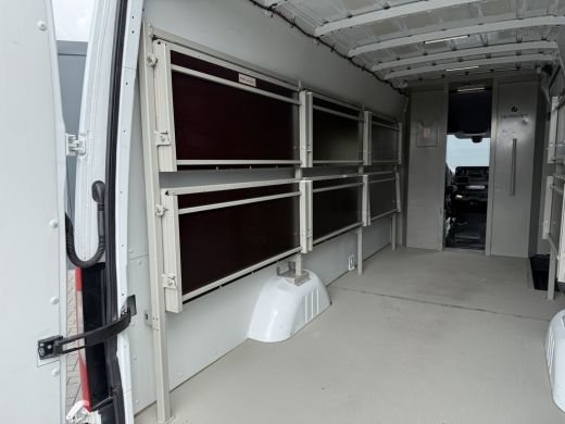Mercedes-Benz Sprinter 311 2.2 CDI AUTOMAAT L3H2 EURO 6 / PostNL INRICHTING / AIRCO / 1e eigenaar / CAMERA / SIDEBARS ActivLease financial lease