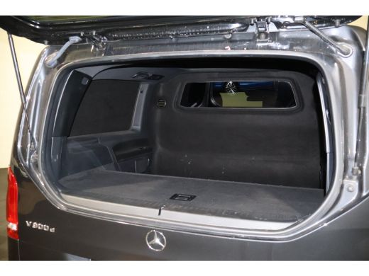 Mercedes-Benz V-Klasse 300d 4-MATIC Lang DC Avantgarde Edition AMG Burmester ActivLease financial lease