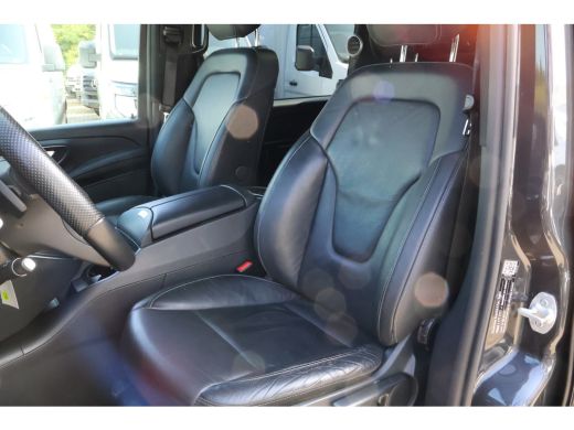 Mercedes-Benz V-Klasse 300d 4-MATIC Lang DC Avantgarde Edition AMG Burmester ActivLease financial lease