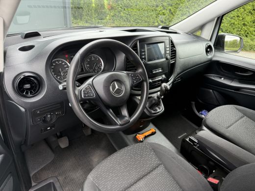 Mercedes-Benz Vito 116 CDI 164 PK / L2H1 / TREKHAAK / CAMERA / NAVI / CRUISE / AIRCO / PDC ActivLease financial lease