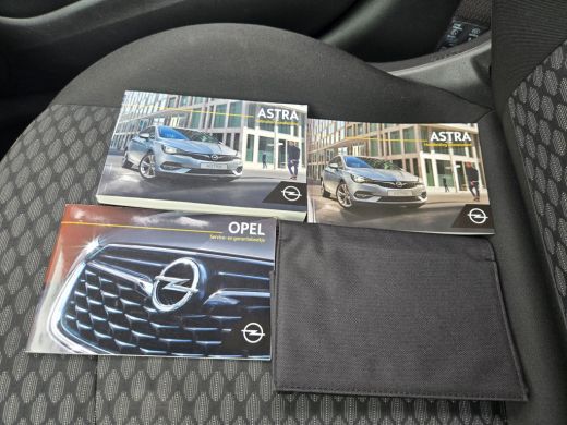 Opel Astra 1.2 Turbo Edition NL-AUTO | TREKHAAK | CAMERA | LED ActivLease financial lease