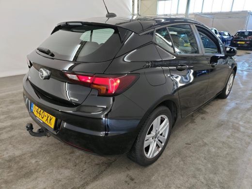 Opel Astra 1.2 Edition NL-AUTO | TREKHAAK | CAMERA | LED ActivLease financial lease