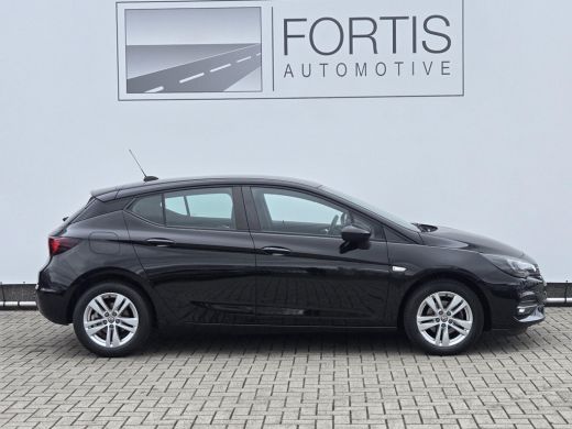 Opel Astra 1.2 Turbo Edition NL-AUTO | TREKHAAK | CAMERA | LED ActivLease financial lease