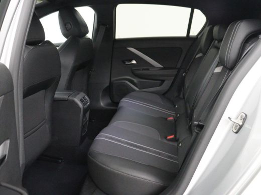 Opel Astra 1.6 Hybrid GS Line | SOH 97.7% | Adaptive cruise | Stuur/stoel verwarming | 360 camera | Climate ... ActivLease financial lease