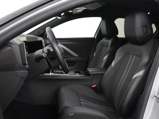 Opel Astra 1.6 Hybrid GS Line | SOH 97.7% | Adaptive cruise | Stuur/stoel verwarming | 360 camera | Climate ... ActivLease financial lease