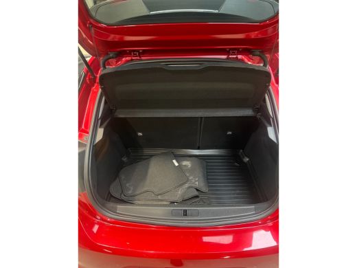 Opel Corsa 1.2 Edition Unieke Kmstand! | 100% onderhouden | Stuur & Stoelverwarming | Parkeersensoren | Carp... ActivLease financial lease
