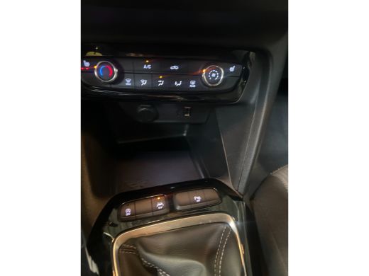 Opel Corsa 1.2 Edition Unieke Kmstand! | 100% onderhouden | Stuur & Stoelverwarming | Parkeersensoren | Carp... ActivLease financial lease