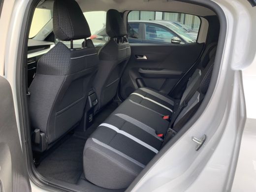 Opel Frontera Extended range Electric GS 54 kWh Airco | Camera | Cruise Control | DAB | Keyless | LED | LMV 17"... ActivLease financial lease