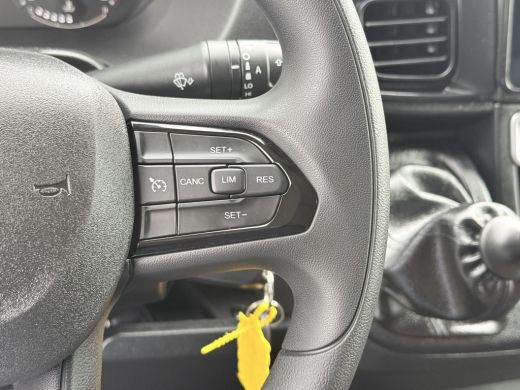 Opel Movano 2.2D 120 PK / L2H2 / ** NIEUW BPM VRIJ ** / TREKHAAK / CAMERA / 3-ZITS / ECC / LED / CRUISE / LAN... ActivLease financial lease