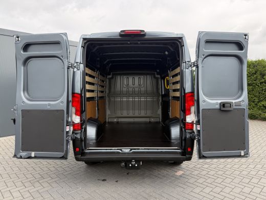 Opel Movano 2.2D 120 PK / L2H2 / ** NIEUW BPM VRIJ ** / TREKHAAK / CAMERA / 3-ZITS / ECC / LED / CRUISE / LAN... ActivLease financial lease
