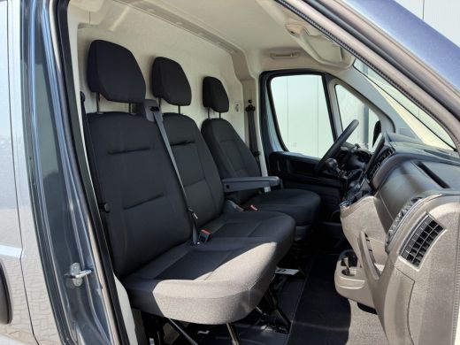 Opel Movano 2.2D 120 PK / L2H2 / ** NIEUW BPM VRIJ ** / TREKHAAK / CAMERA / 3-ZITS / ECC / LED / CRUISE / LAN... ActivLease financial lease