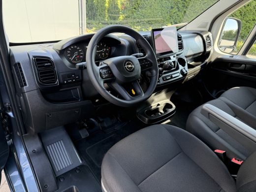 Opel Movano 2.2D 120 PK / L2H2 / ** NIEUW BPM VRIJ ** / TREKHAAK / CAMERA / 3-ZITS / ECC / LED / CRUISE / LAN... ActivLease financial lease