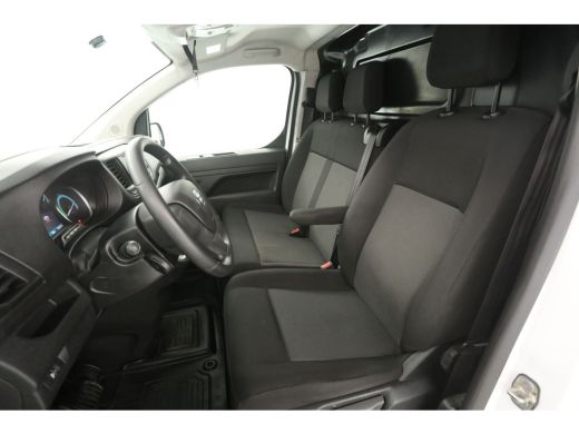 Opel Vivaro-e Toyota ProAce Electric Worker 50 kWh L2H1 | Snelladen | SOH 99% | Airco | Cruise | 3 Zits ActivLease financial lease