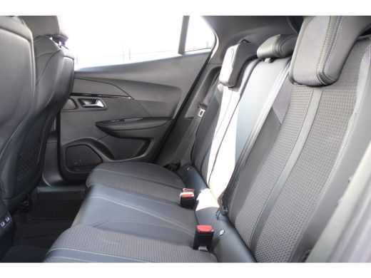 Peugeot 2008 1.2 PureTech GT | Navigatie | Camera | Apple carplay | Full LED | NL auto | Parkeersensoren | ActivLease financial lease