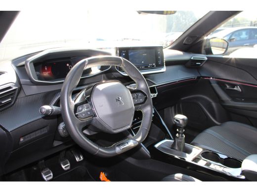 Peugeot 2008 1.2 PureTech GT | Navigatie | Camera | Apple carplay | Full LED | NL auto | Parkeersensoren | ActivLease financial lease