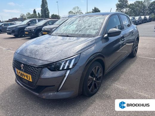 Peugeot 208 1.2 PureTech 130pk EAT8 GT Pack | Automaat | Navigatie | Camera | Panoramadak | Alcantara | Stoel... ActivLease financial lease