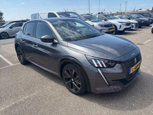 Peugeot 208 1.2 PureTech 130pk EAT8 GT Pack | Automaat | Navigatie | Camera | Panoramadak | Alcantara | Stoel... ActivLease financial lease