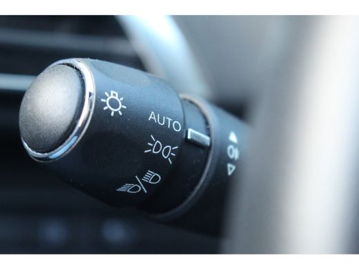Peugeot 3008 1.6 HYbrid 225 Allure ActivLease financial lease