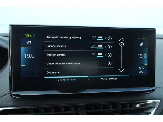 Peugeot 3008 1.6 HYbrid 225 Allure ActivLease financial lease
